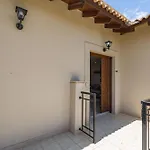 Db11 Adjacent To Aphrodite Hills Communal Pool Retreat *