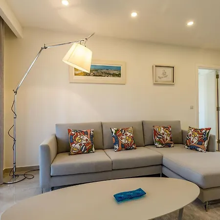 Db11 Adjacent To Aphrodite Hills Communal Pool Retreat * Куклия