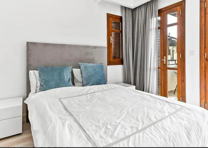 Апартаменты Db11 Adjacent To Aphrodite Hills Communal Pool Retreat Куклия